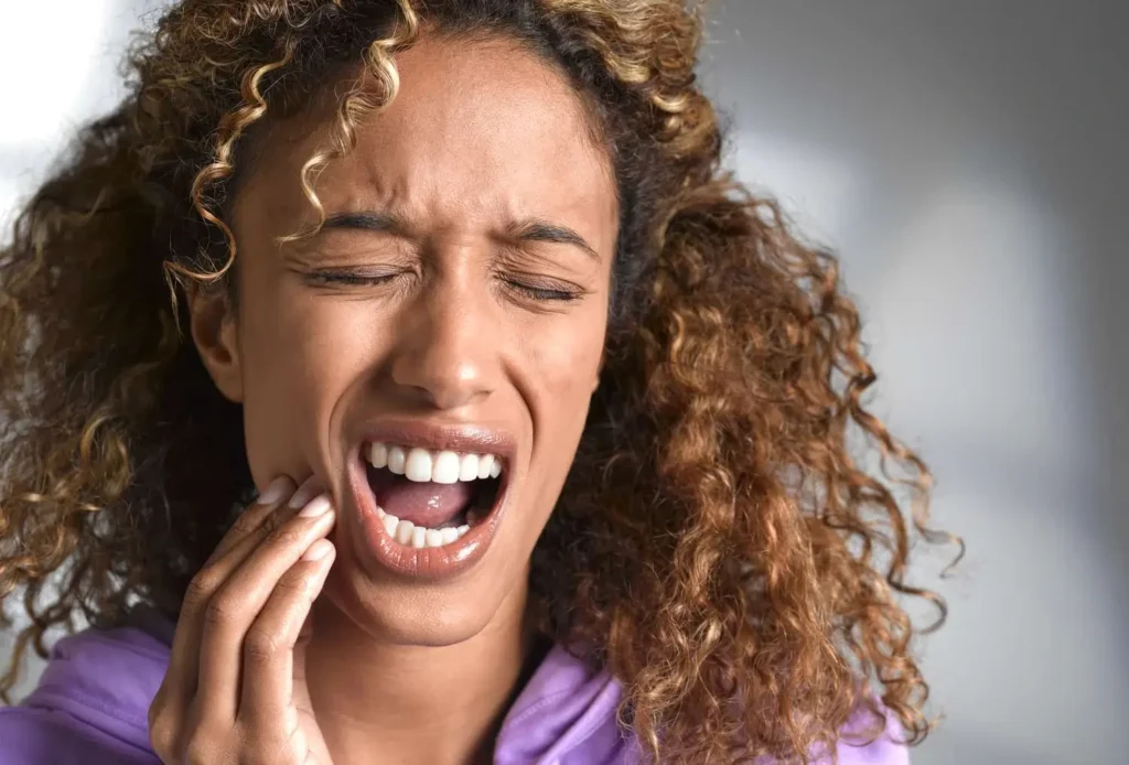 When to See a Dentist for Persistent Tooth Pain and Sensitivity Luton